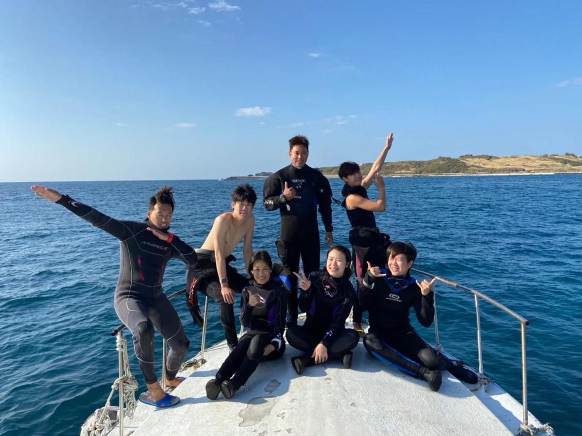 Bed and Breakfast 藍洞潛水blue Hole Dive Center Хенгчун Экстерьер фото